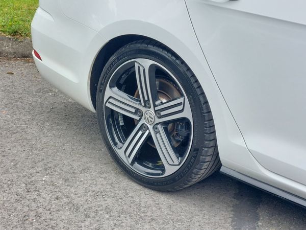 Volkswagen Golf R Estate MK7.5 *HIGH SPEC* 2017 368187531