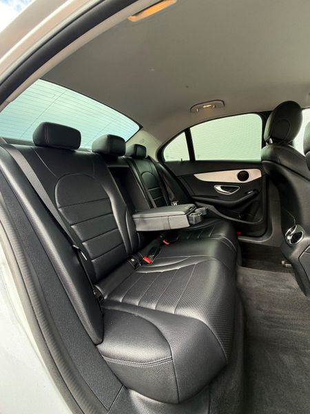 191 Mercedes C220d Premium 368191540