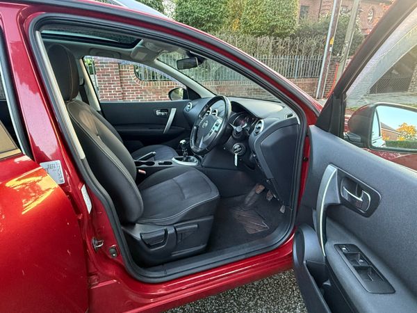 New NCT. Stunning Glass-Roofed 7-Seat Qashqai+2. 368214204