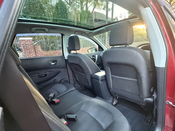 New NCT. Stunning Glass-Roofed 7-Seat Qashqai+2. 368214217