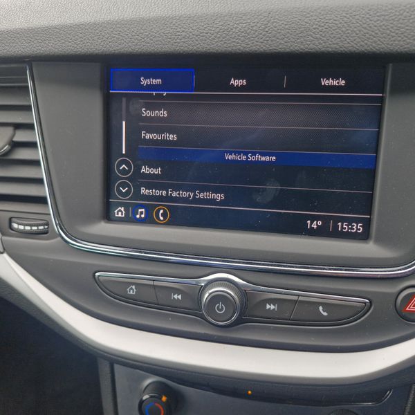 Opel/Vauxhall Astra 2020 368215821