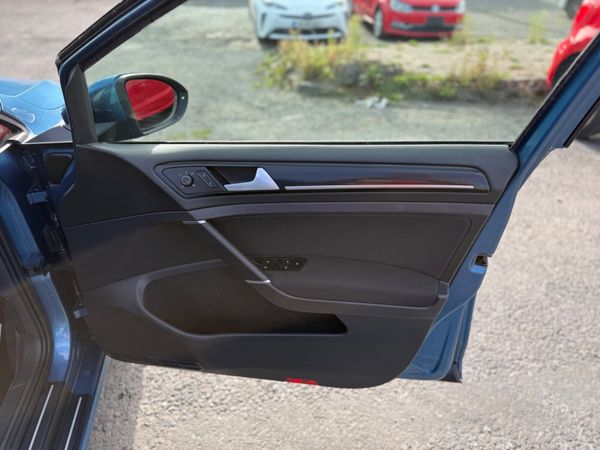 Volkswagen Golf 2015 1.4L PETROL AUTOMATIC 368218833