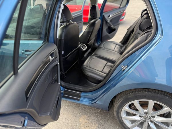 Volkswagen Golf 2015 1.4L PETROL AUTOMATIC 368218844