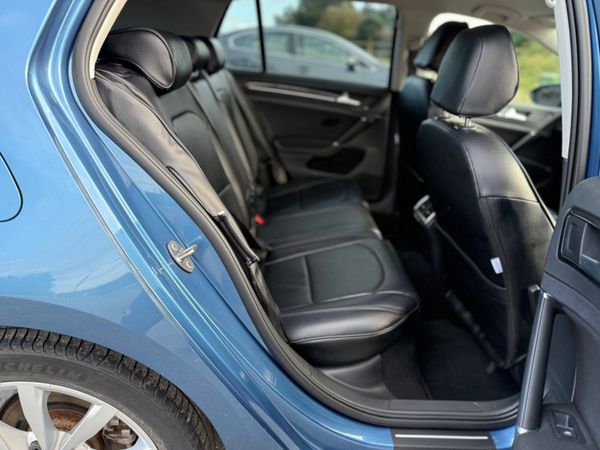 Volkswagen Golf 2015 1.4L PETROL AUTOMATIC 368218840