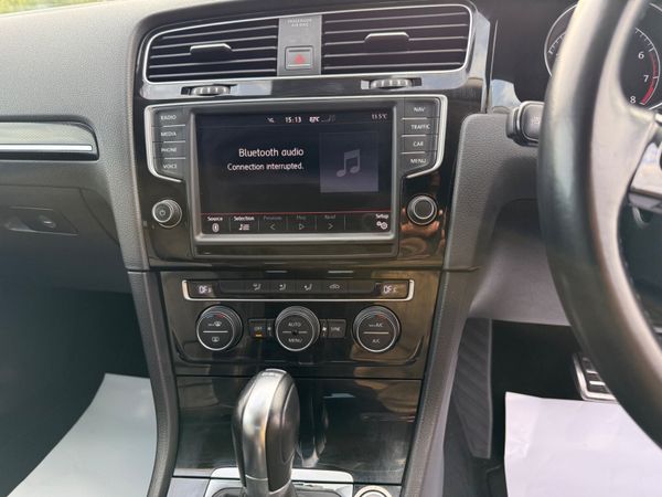 Volkswagen Golf 2015 1.4L PETROL AUTOMATIC 368218850