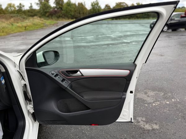 Volkswagen Golf 2012 1.4L AUTOMATIC PETROL TSI 368219571