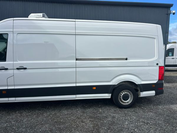 Fridge vans X2 - 21 & 22 Man TGE 368246817