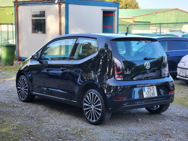 Volkswagen up! 2020 368277405