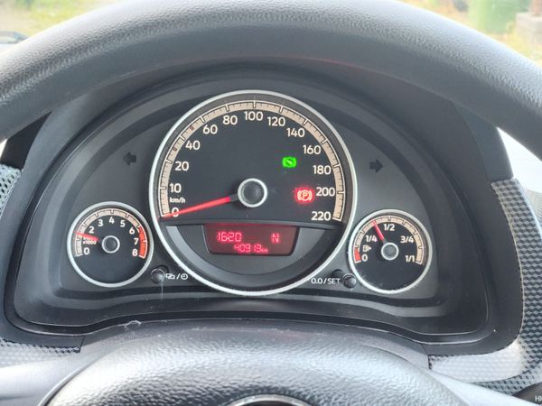 Volkswagen up! 2020 368277409