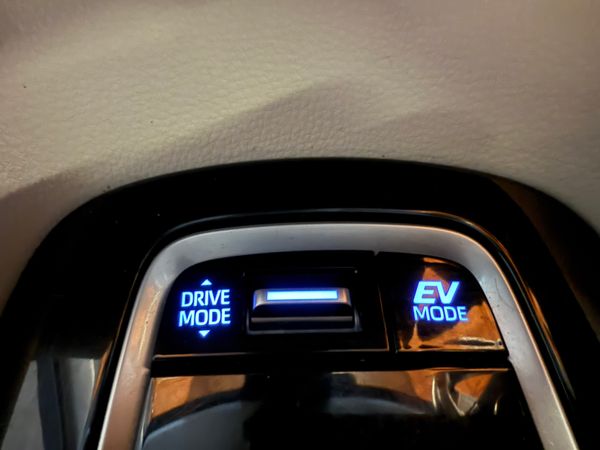 Toyota Corolla Luna Sport  1.8Hybrid *V LOW KLMS* 368278904
