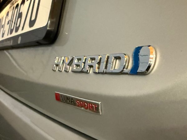 Toyota Corolla Luna Sport  1.8Hybrid *V LOW KLMS* 368278917