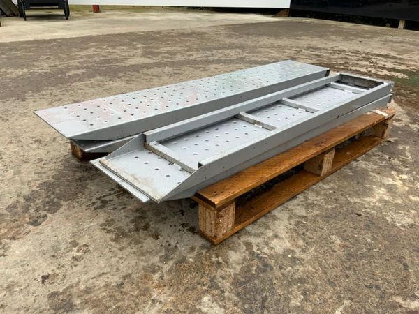 60" GALVANISED LOADING RAMPS.......1188t. 368284820