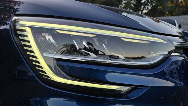 🔥 2021 Renault Megane 1.3TCe 140 GPF ICONIC 368281810