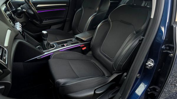 🔥 2021 Renault Megane 1.3TCe 140 GPF ICONIC 368281963