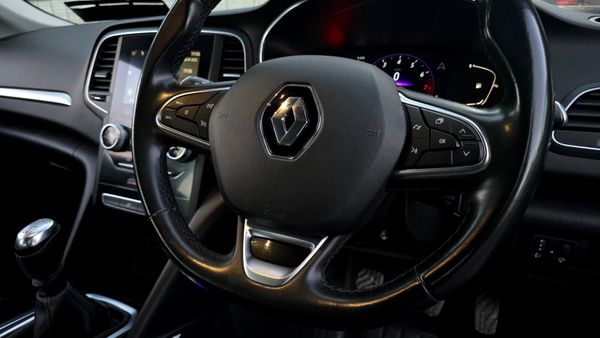 🔥 2021 Renault Megane 1.3TCe 140 GPF ICONIC 368281985