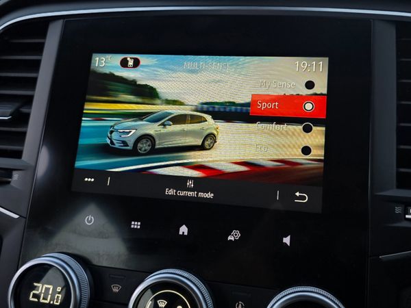 🔥 2021 Renault Megane 1.3TCe 140 GPF ICONIC 368282370