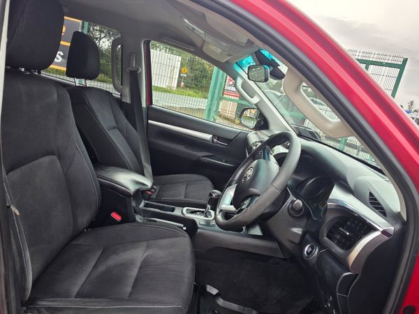 Toyota Hilux Invincible Auto 2017🎃 Sale 368291392