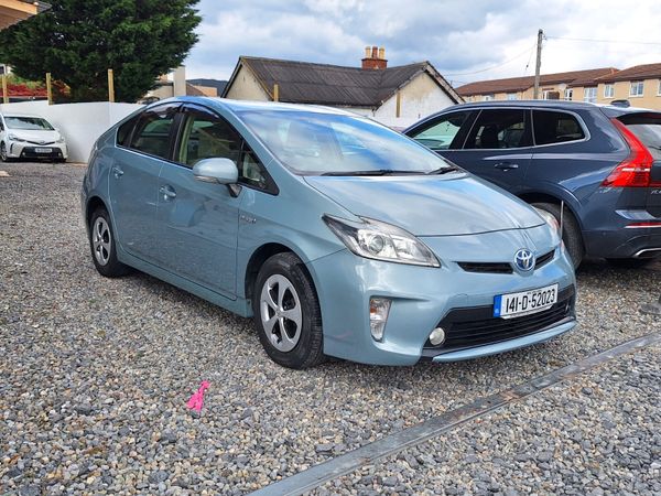 Toyota Prius 2014 | hybrid Self charging 368305047