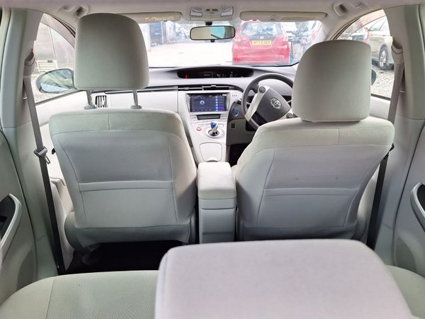 Toyota Prius 2014 | hybrid Self charging 368305052