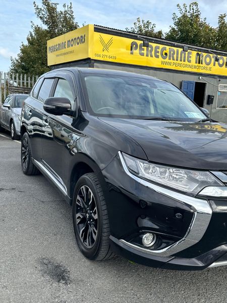 Mitsubishi Outlander hybrid 368317847