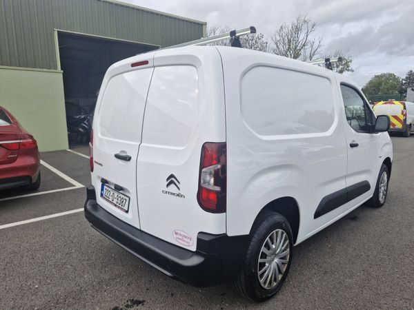 Citroen Berlingo 2022 368320015