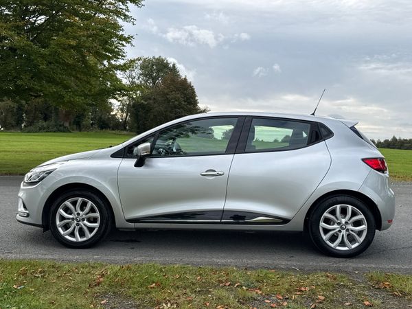 Renault Clio 2018  Dynamique Nav Low Mileage 368323699