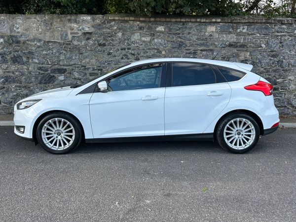Ford Focus 1.5 TDCI Titanium 2016 368341153