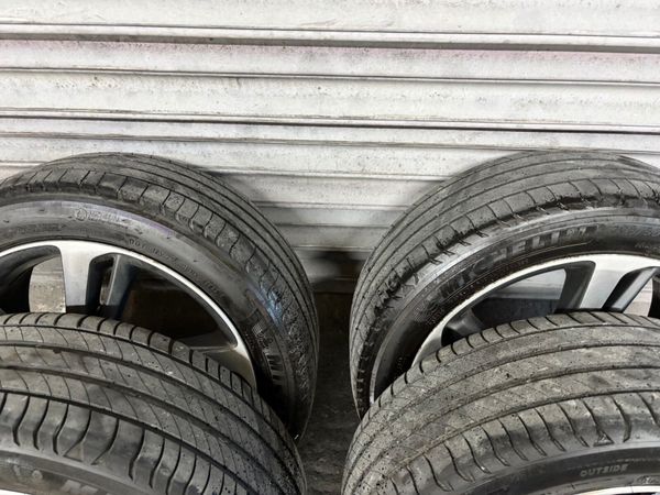 Volvo R-Design Alloys 17” 368354015