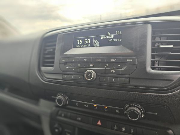 TOYOTA PROACE 1.5 // NO VAT // GREAT SPEC 368354630