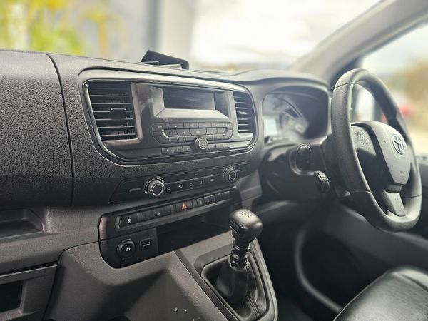 TOYOTA PROACE 1.5 // NO VAT // GREAT SPEC 368354655