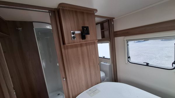 Swift Sprite Major 4 EB island bed caravan 368352561