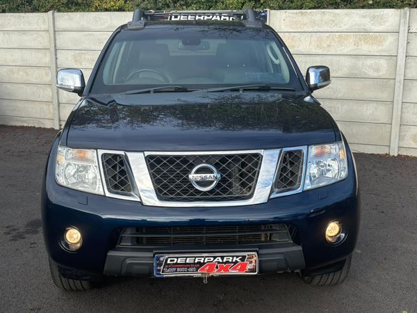 2015 Nissan Navara 2.5 DCI TEKNA Crewcab 368377790