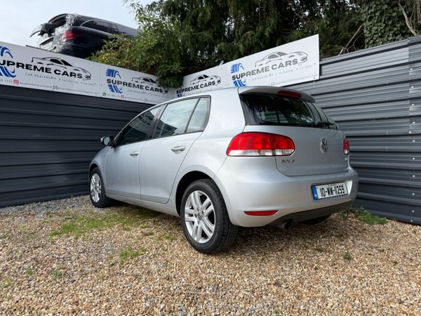 Volkswagen Golf 2010 368396610