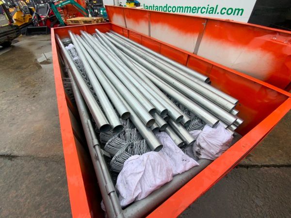 500ft GALVANISED CHAINLINK FENCING & POSTS. 368390951