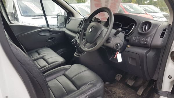 Renault Trafic 192D NEW MODEL 2.0LT VAT INVOICE 368407604