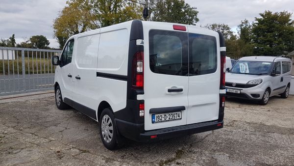 Renault Trafic 192D NEW MODEL 2.0LT VAT INVOICE 368407616