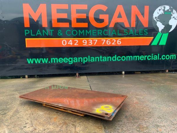 ASSORTED TRENCH COVER / ROAD PLATES....4324. 368410031