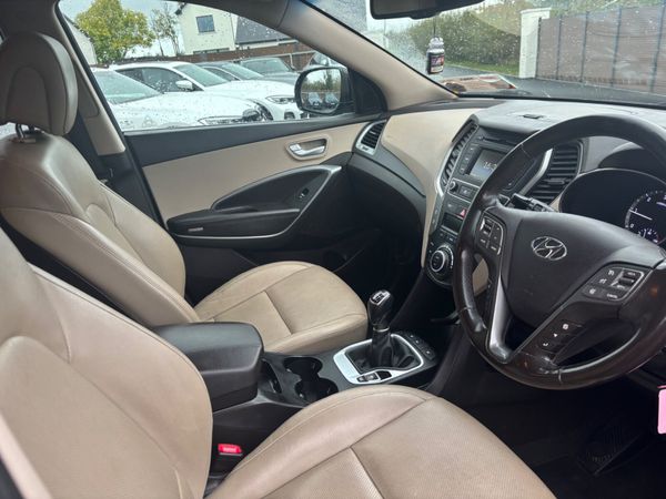 Hyundai Santa Fe 2017 Executive 4WD 7 Seat NCT Tax 368412739