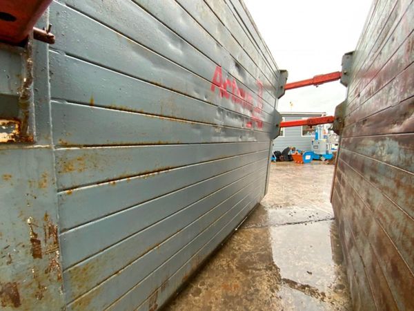 3.5mts x 2.5mts SHORING SUPPORT / TRENCH BOX. 368413701