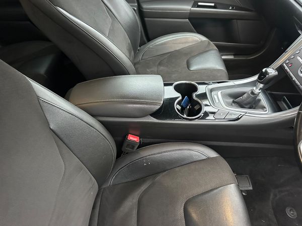 Ford Mondeo 2.0 TITANIUM X 368427412