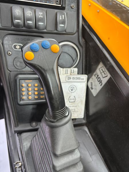 2021JCB 535-95 AGRI 368429869