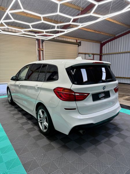 BMW 2-Series 2016 - MSport + 7 seater 368436881
