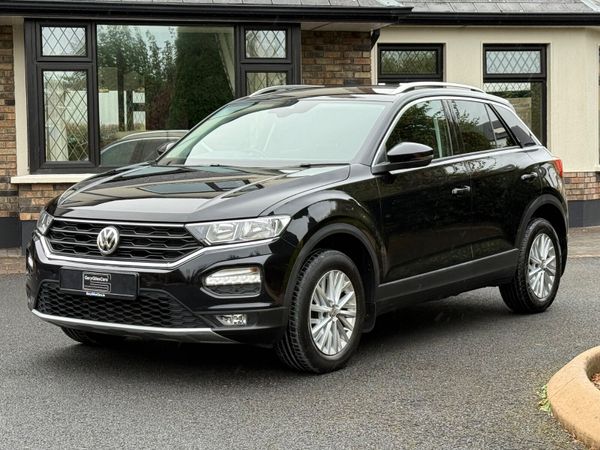 Immaculate low km 201 Volkswagen T-Roc! 368432188