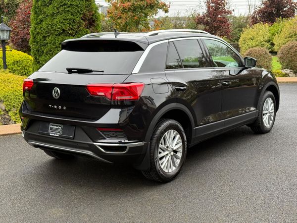 Immaculate low km 201 Volkswagen T-Roc! 368432197