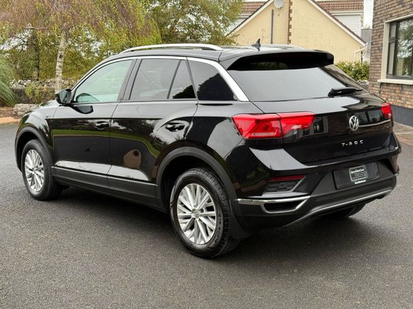 Immaculate low km 201 Volkswagen T-Roc! 368432190