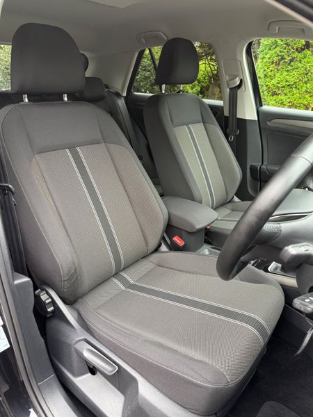 Immaculate low km 201 Volkswagen T-Roc! 368432192