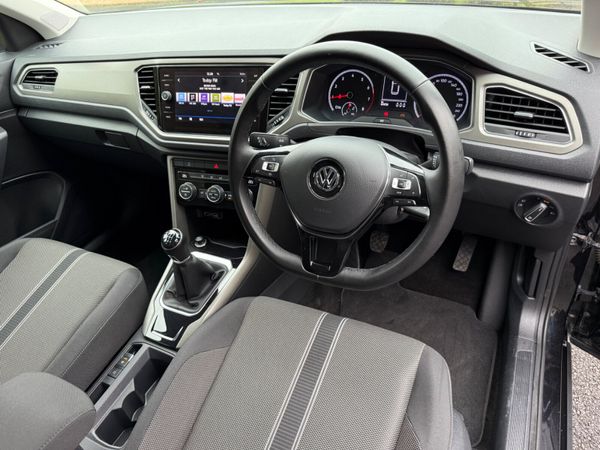 Immaculate low km 201 Volkswagen T-Roc! 368432193