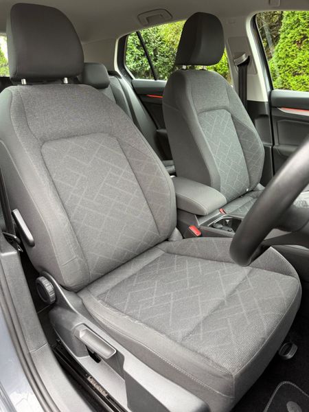 Immaculate 222 Volkswagen Golf! 368432892