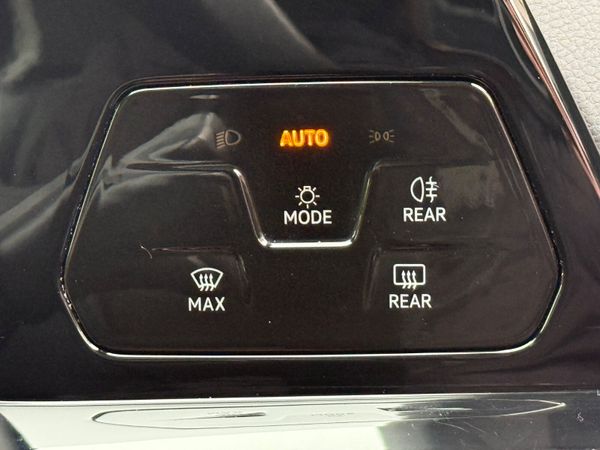 Immaculate 222 Volkswagen Golf! 368432909