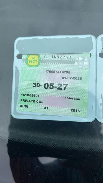 Audi A1 2016 368449287
